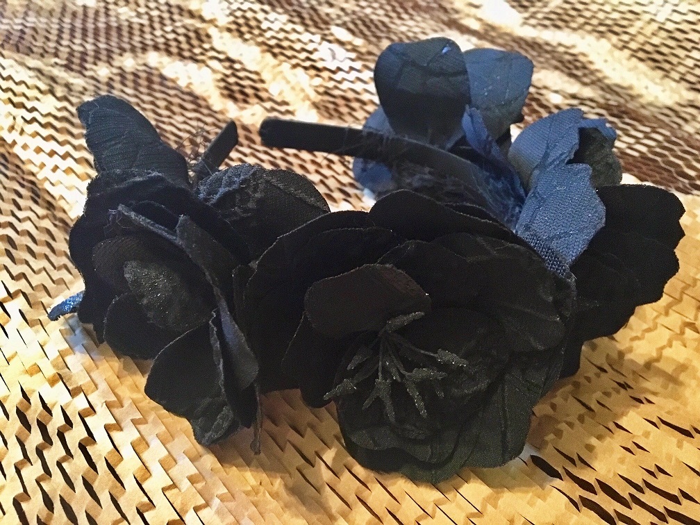 Black Little Flowers Fascinator