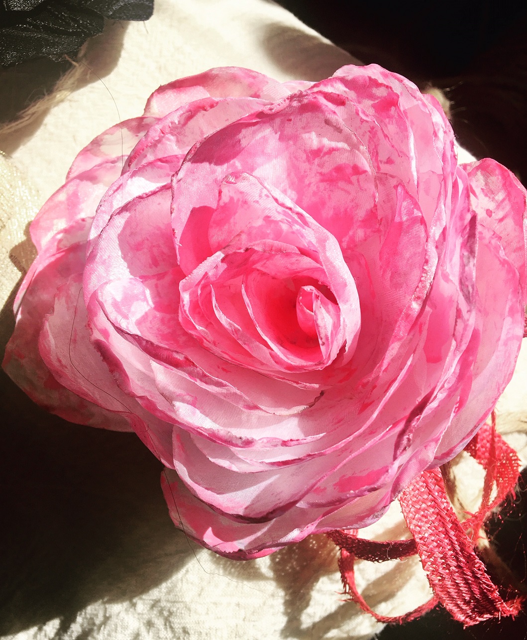 Brosa Trandafir Pale Rose