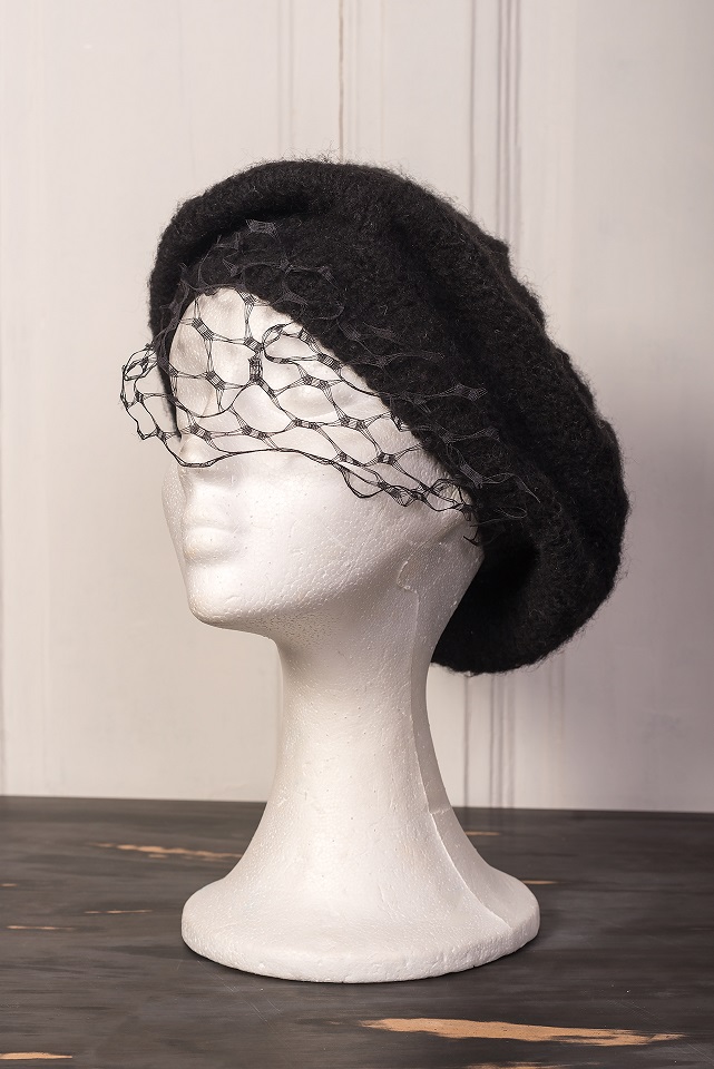 Caciula alpaca cu voaleta Magical Black