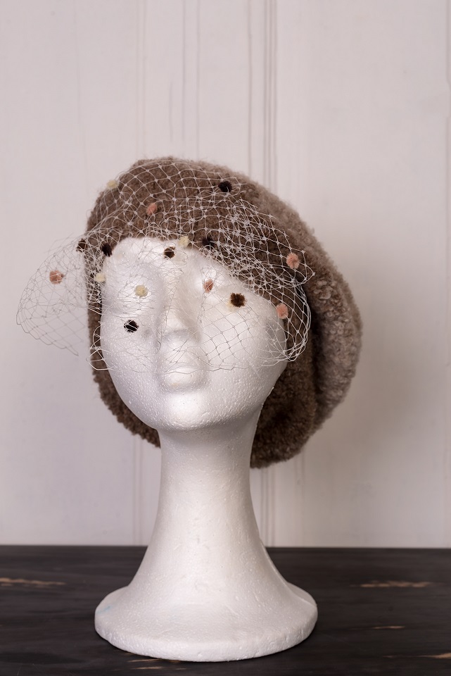 Beret-alpaca-veil-camel-sand-beige-handmade-beads