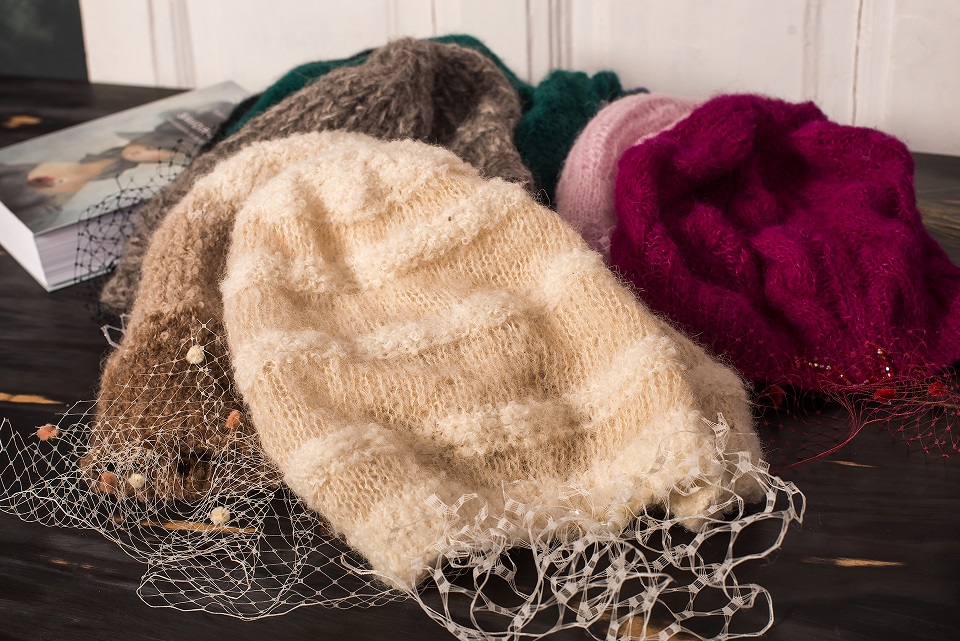 Beret-alpaca-veil-handmade-beads