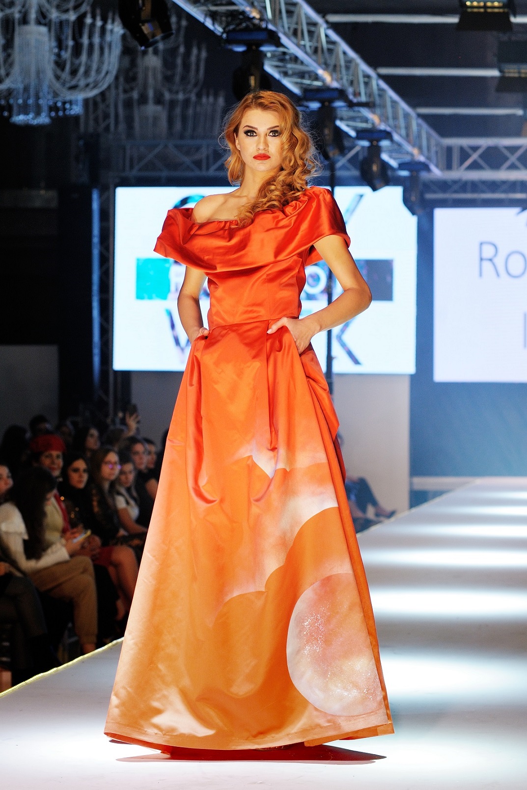 Romanita Iovan fashion designer 31 ani activitate