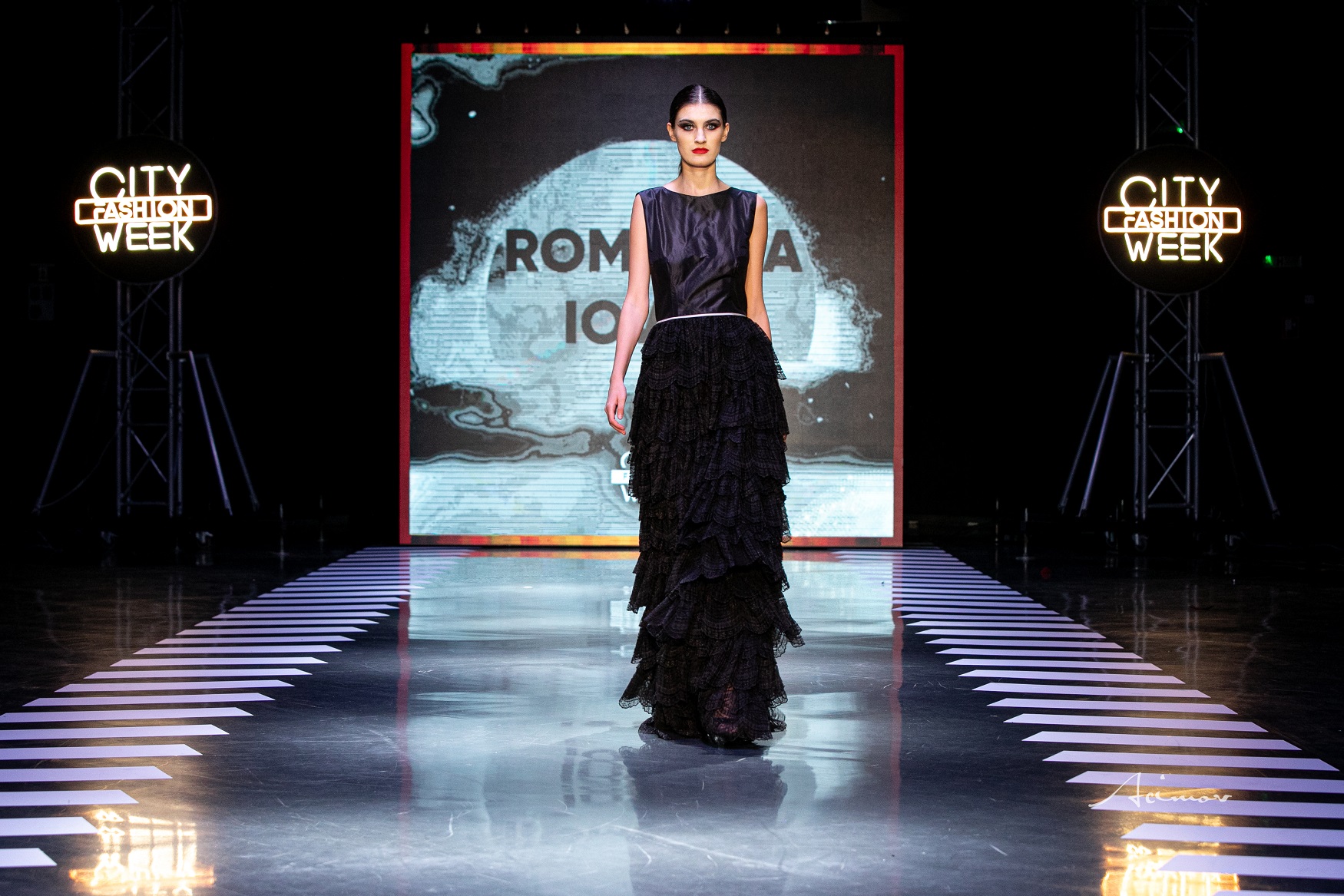 Romanita Iovan fashion designer 31 ani activitate